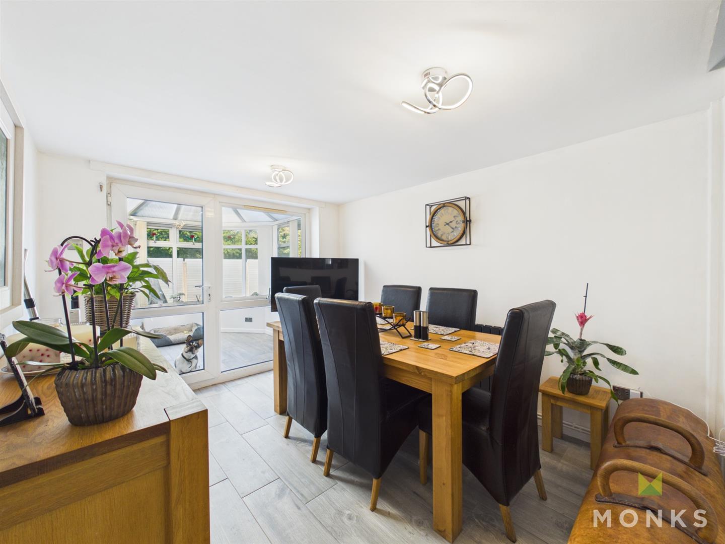 23 Meadow Rise, Oswestry, SY11 2EE For Sale